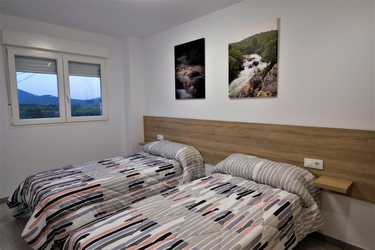 Gegant De Pedra Apartaments Adzaneta Εξωτερικό φωτογραφία