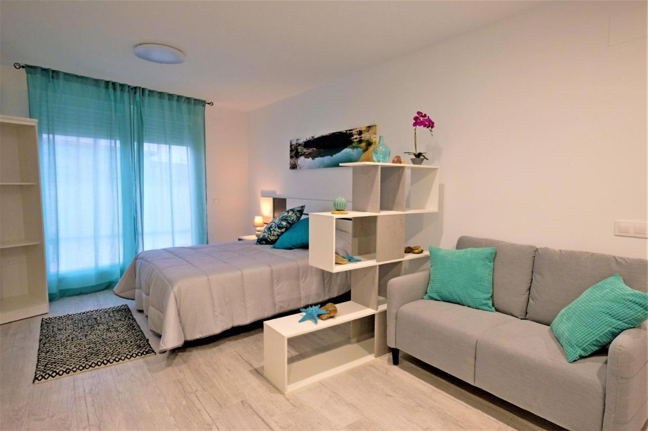 Gegant De Pedra Apartaments Adzaneta Εξωτερικό φωτογραφία