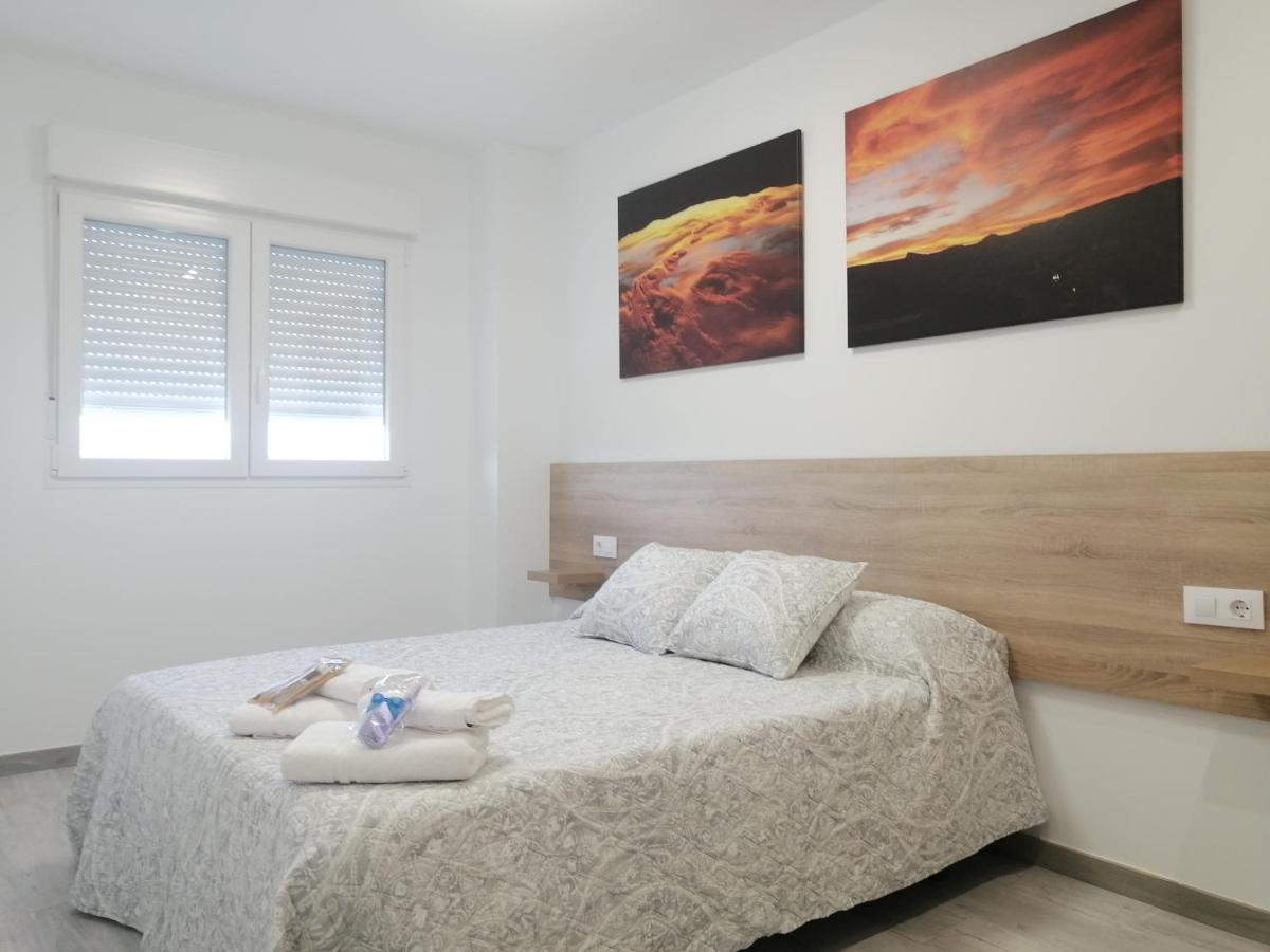 Gegant De Pedra Apartaments Adzaneta Εξωτερικό φωτογραφία