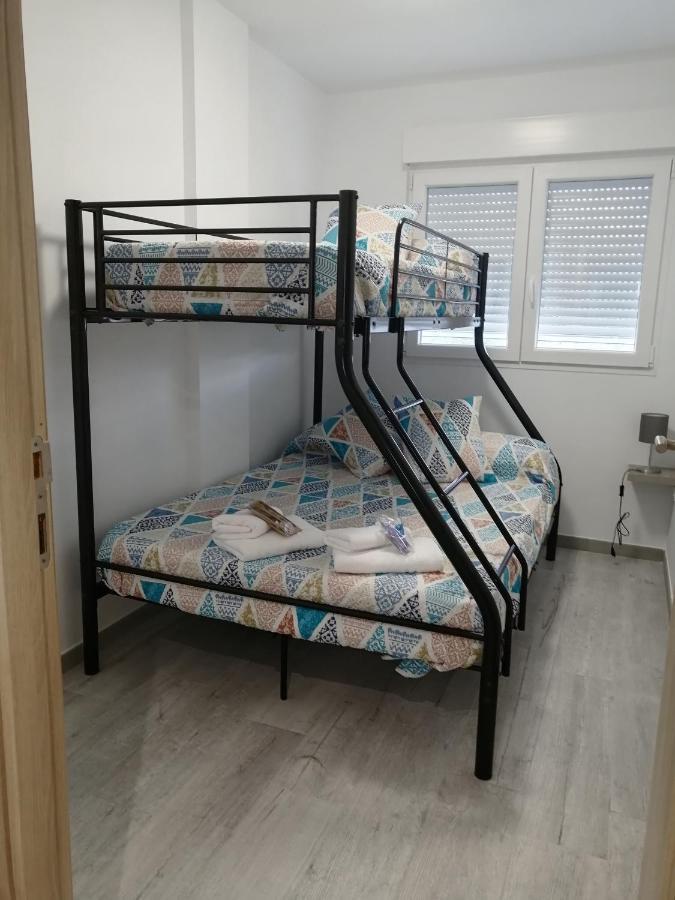 Gegant De Pedra Apartaments Adzaneta Εξωτερικό φωτογραφία
