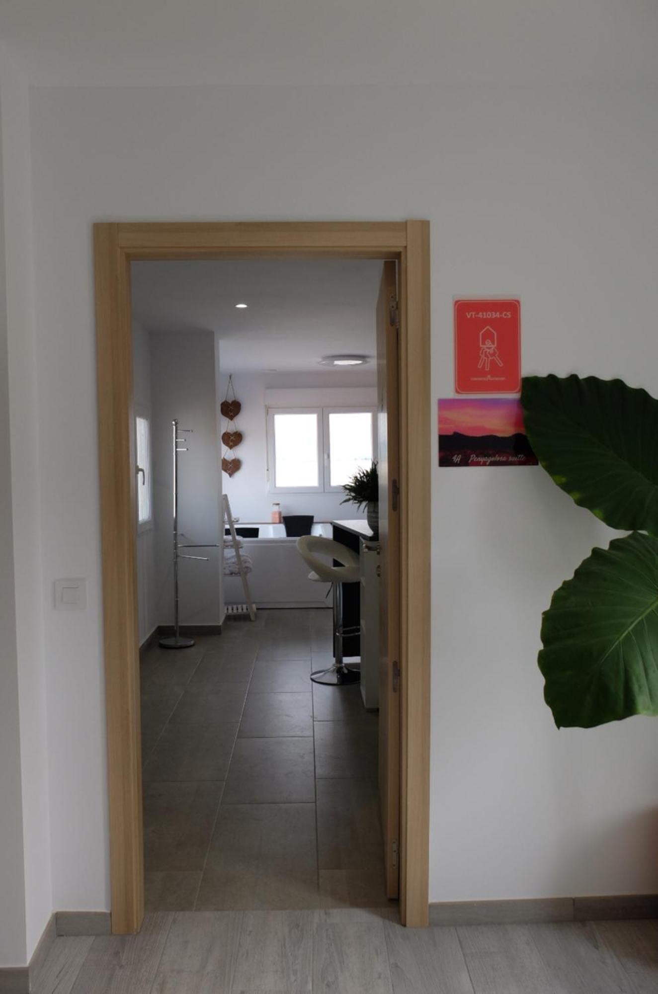 Gegant De Pedra Apartaments Adzaneta Εξωτερικό φωτογραφία