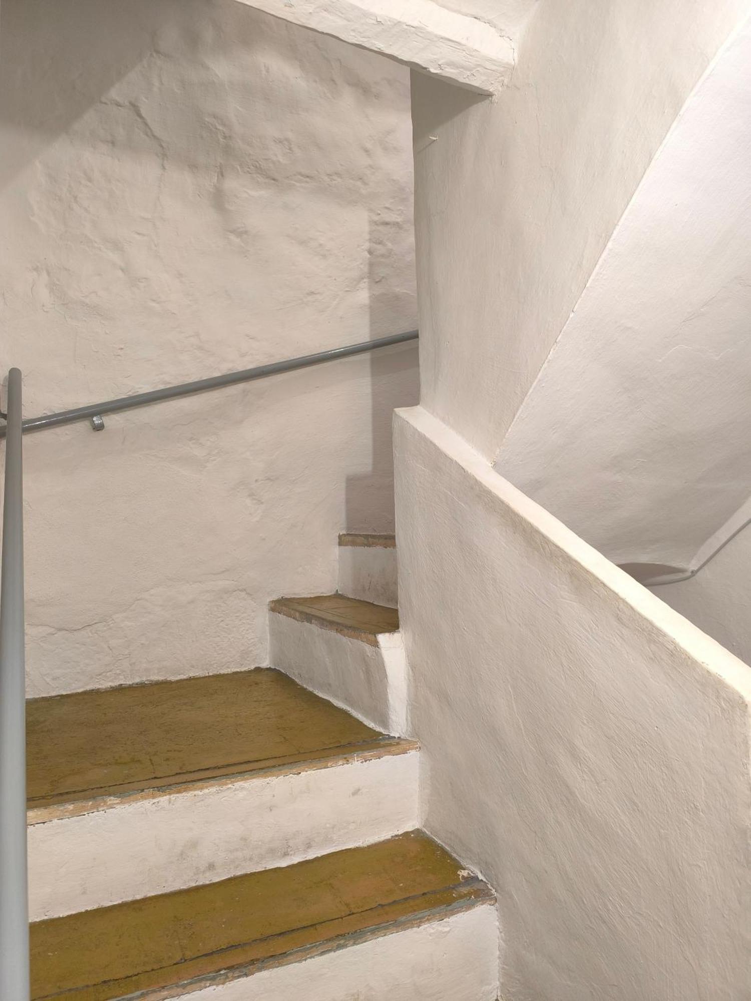 Gegant De Pedra Apartaments Adzaneta Εξωτερικό φωτογραφία